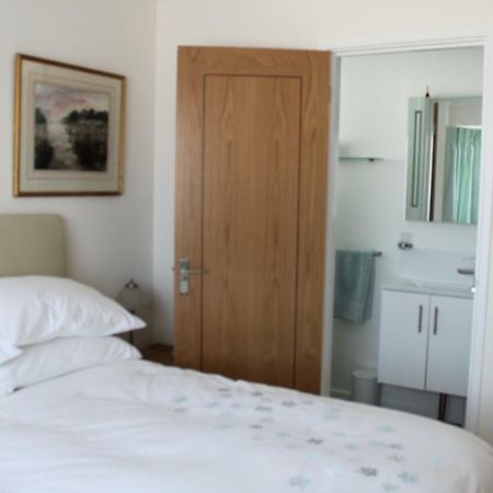 Bed and Breakfast Avon Breeze Christchurch  Esterno foto